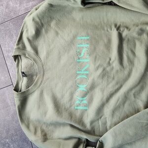 New BOOKISH sweatshirt with floral print letters